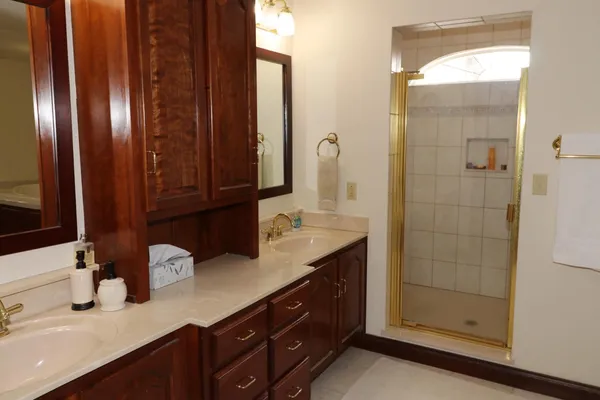 $1,050,000 | 6366 South Co Road 100 West, Greensburg, IN 47240