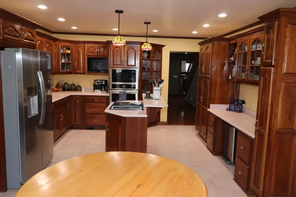 $1,050,000 | 6366 South Co Road 100 West, Greensburg, IN 47240