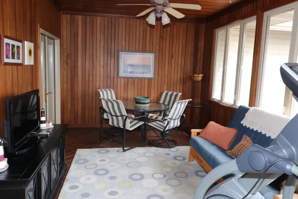 $1,050,000 | 6366 South Co Road 100 West, Greensburg, IN 47240