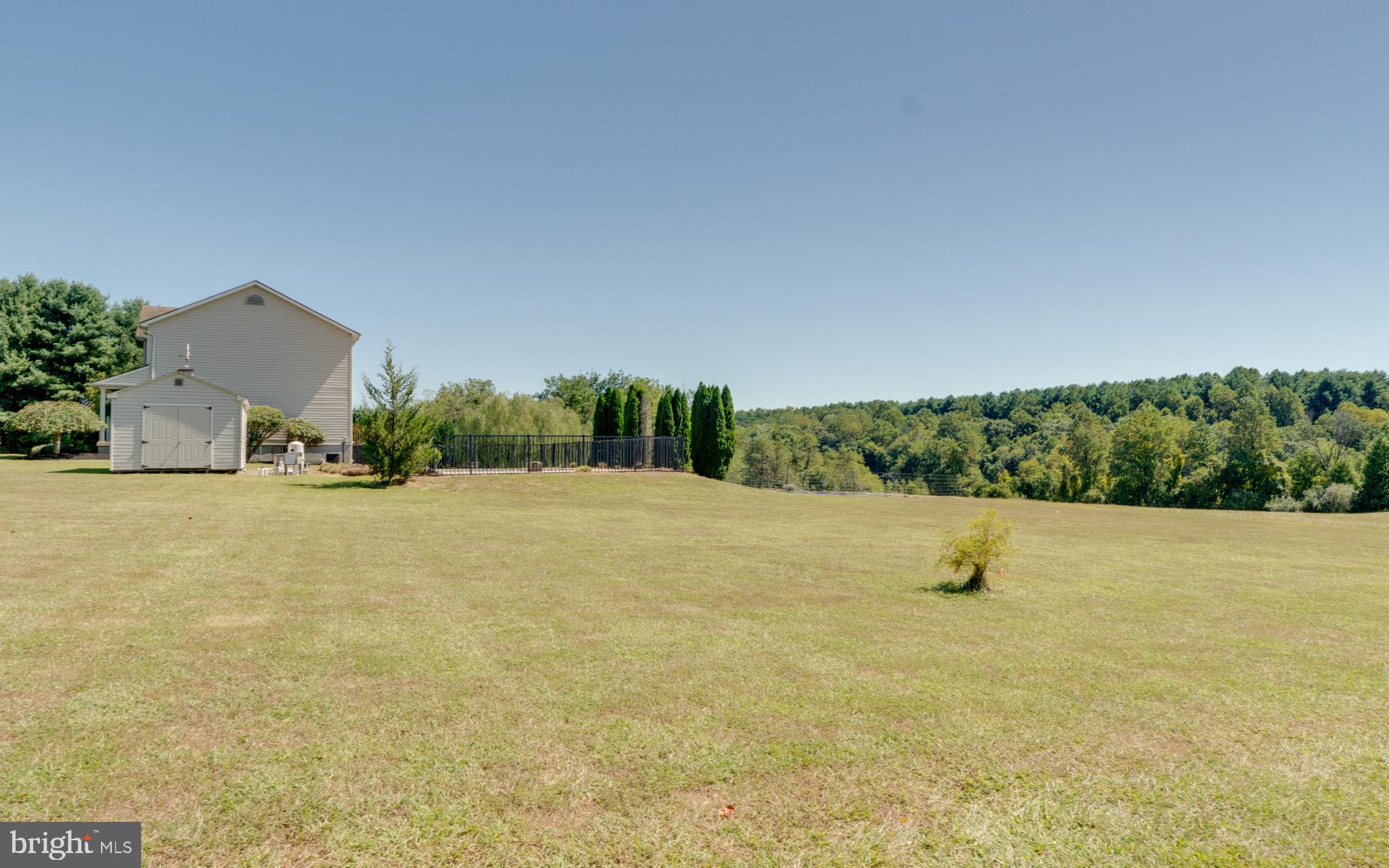 62 Murray Road Elkton, MD 21921 - Photo 50 of 68 Spacious lawn with serene woodland backdrop.