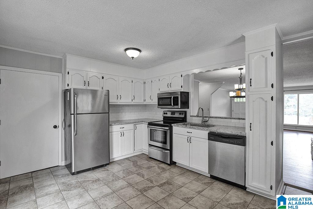 3200 Sweeney Hollow Road Pinson, AL 35126 - Photo 5 of 17 Gallery Image 5