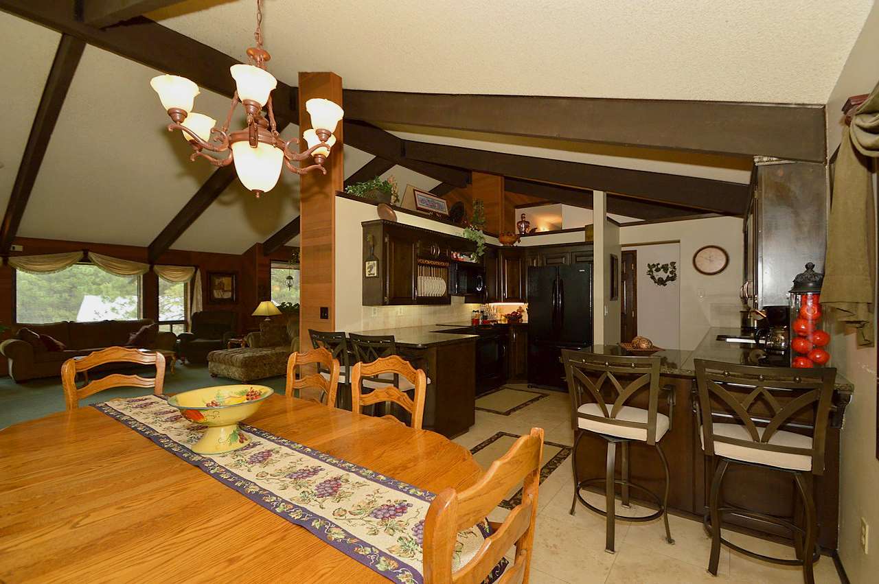 32305 North Ridge Road Chattaroy, WA 99003 - Photo 4 of 20