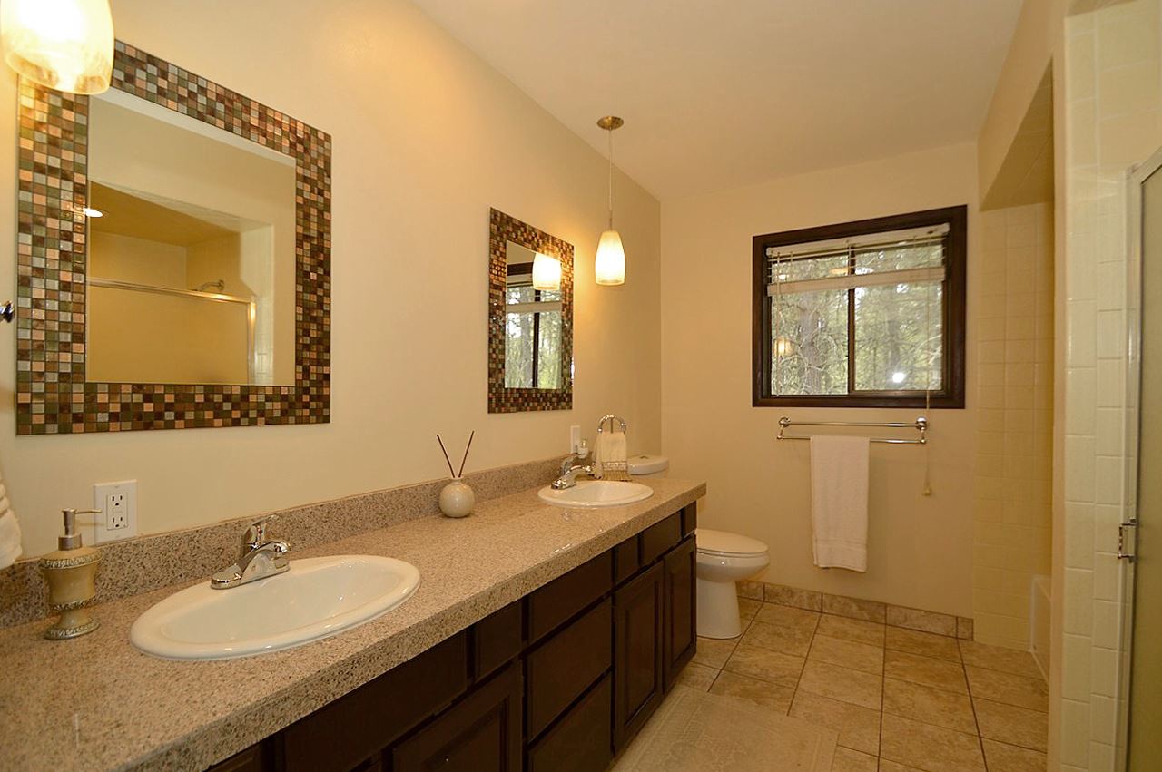 32305 North Ridge Road Chattaroy, WA 99003 - Photo 8 of 20