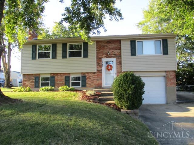 1842 Del Rio Drive Hamilton, OH 45013 - Photo 1 of 24 Gallery Image 1