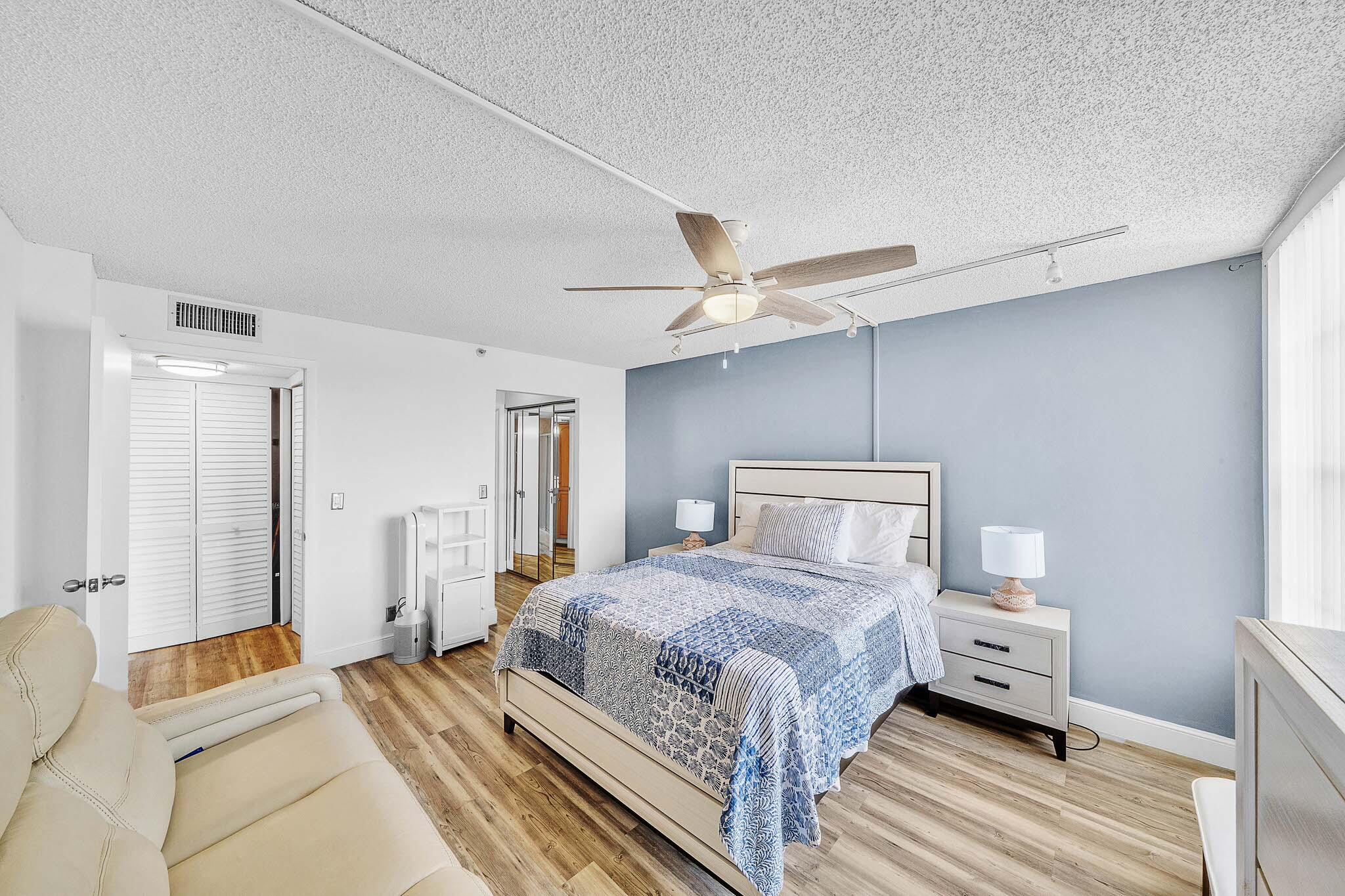 17 Royal Palm Way, Unit 3010 Boca Raton, FL 33432 - Photo 28 of 57 10 Primary Bedroom (4)
