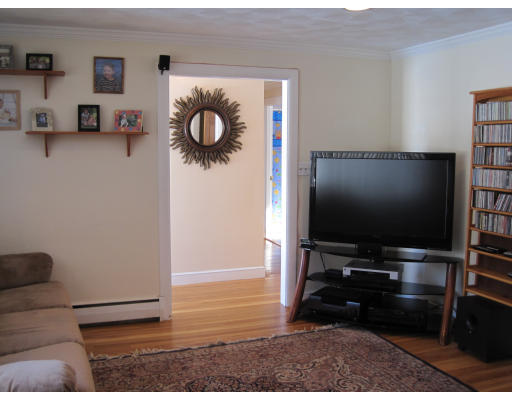 35 Highgate Road Framingham, MA 01701 - Photo 8 of 16 Gallery Image 8