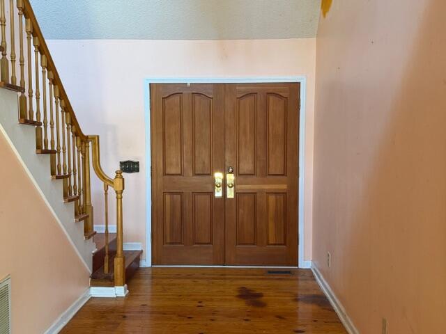 11818 McGhee Road Apison, TN 37302 - Photo 5 of 52 Foyer