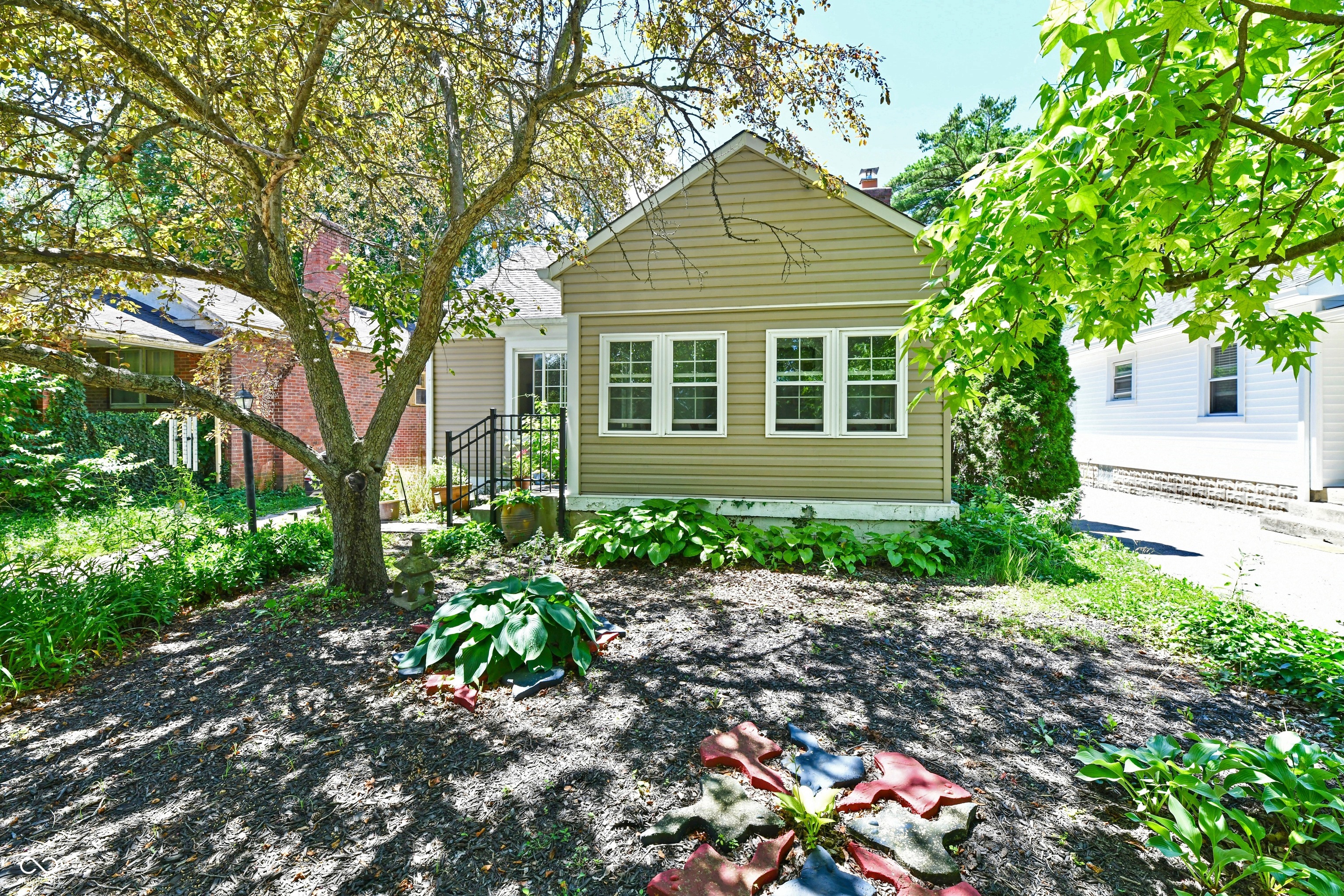 6146 Ralston Avenue Indianapolis, IN 46220 - Photo 1 of 30