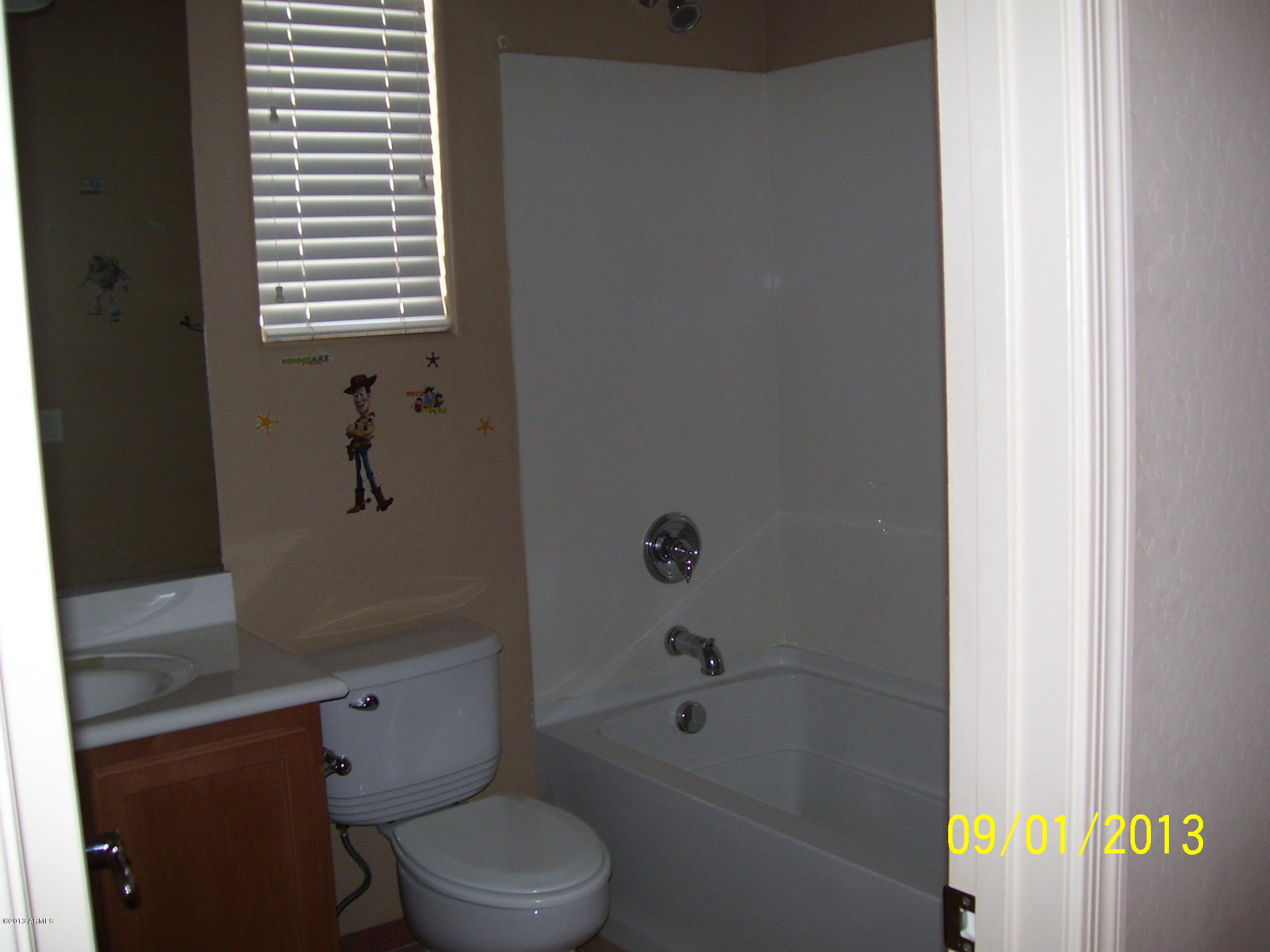20828 West Ridge Road Buckeye, AZ 85396 - Photo 10 of 27 Upstairs Bath