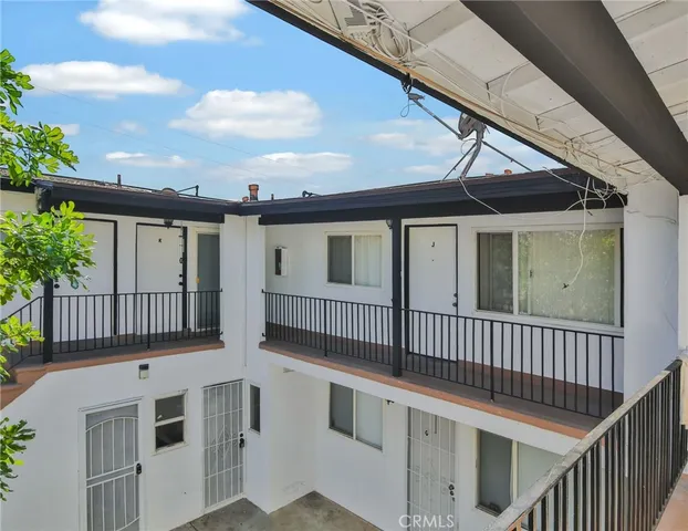 $3,400,000 | 1425 West Stoneridge Court, Ontario, CA 91762