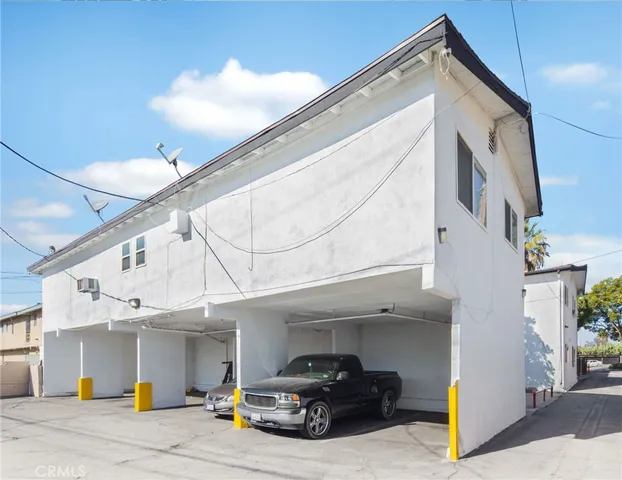 $3,400,000 | 1425 West Stoneridge Court, Ontario, CA 91762