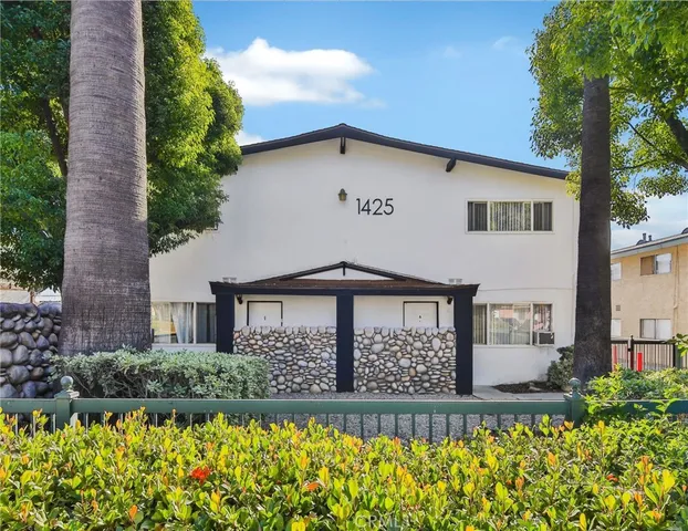 $3,400,000 | 1425 West Stoneridge Court, Ontario, CA 91762