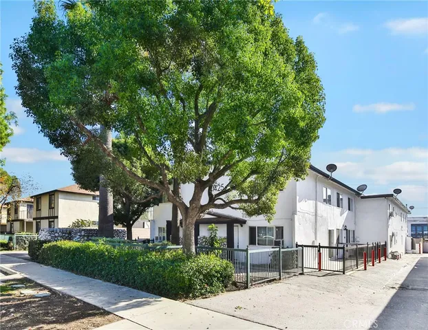 $3,400,000 | 1425 West Stoneridge Court, Ontario, CA 91762