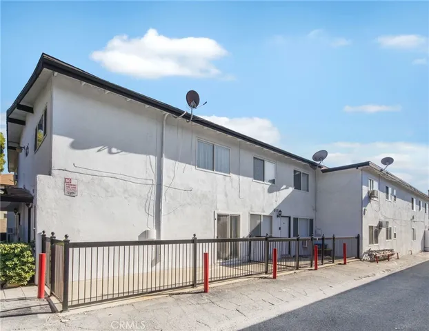 $3,400,000 | 1425 West Stoneridge Court, Ontario, CA 91762