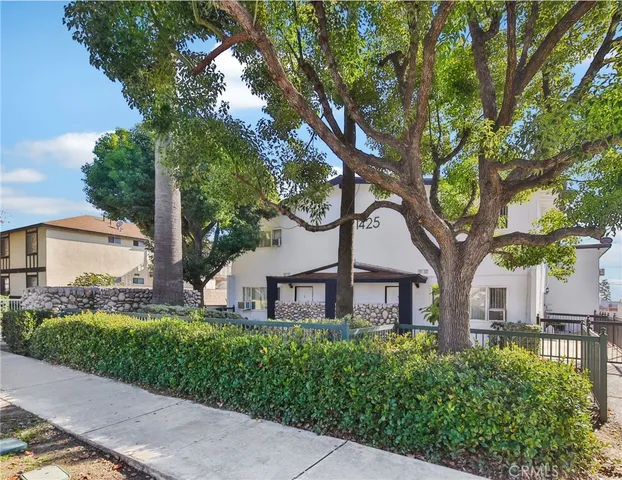 $3,400,000 | 1425 West Stoneridge Court, Ontario, CA 91762