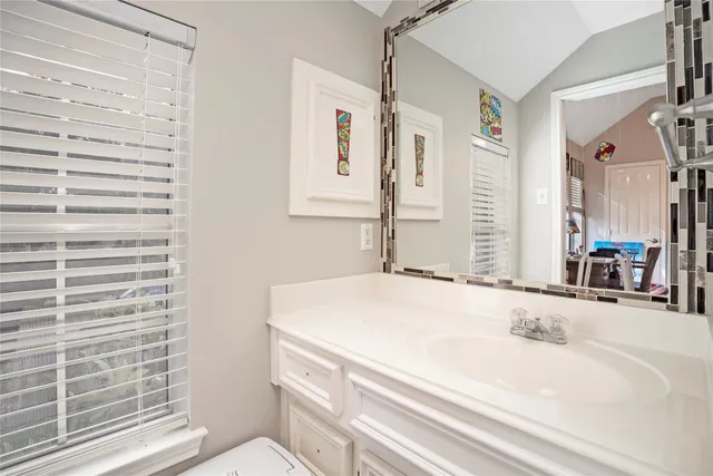 $2,750 | 122 Crystal Reef Drive, League City, TX 77573