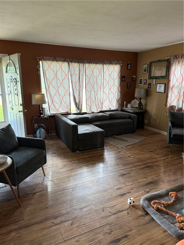 840 West Hazel Avenue Decatur, IL 62526 - Photo 2 of 13 Gallery Image 2