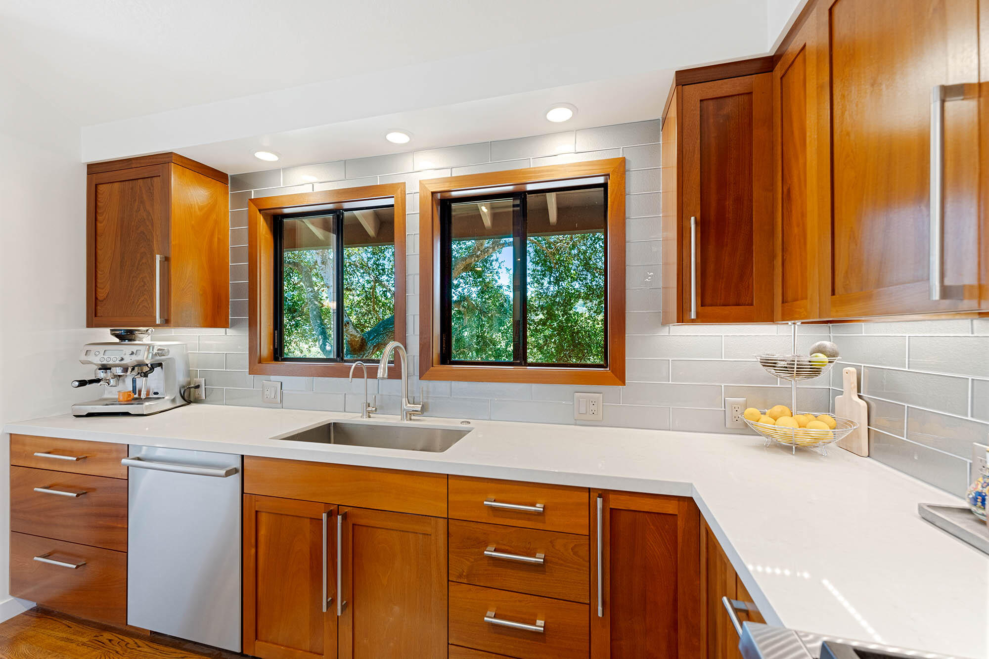 1118 Nirvana Road Santa Barbara, CA 93101 - Photo 27 of 88 7 Kitchen _ROY7403
