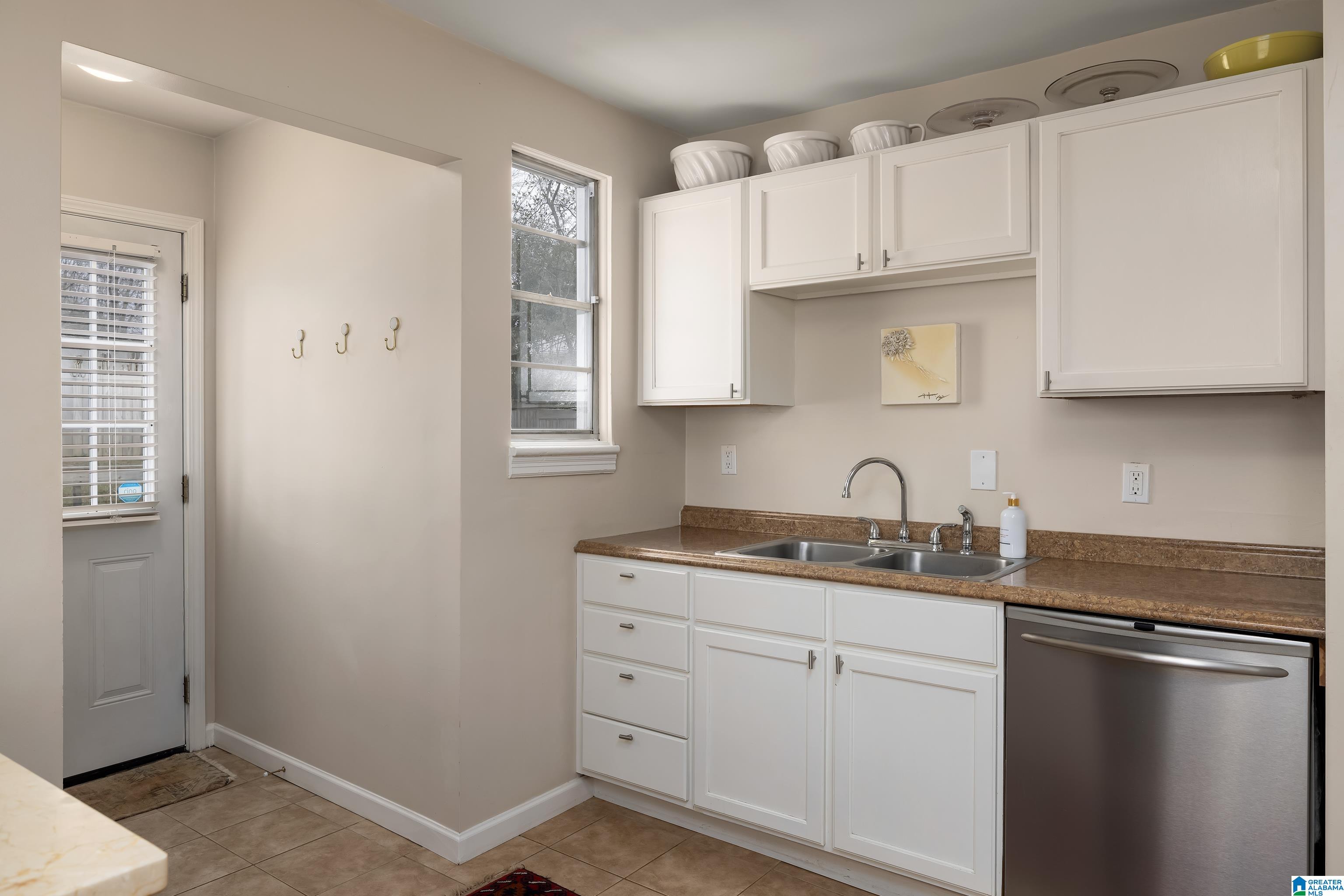 608 Strathmore Road Birmingham, AL 35213 - Photo 21 of 41 Gallery Image 21