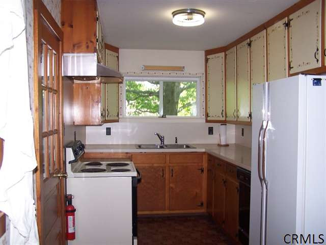 141 Gifford Hollow Road Rensselaerville, NY 12023 - Photo 5 of 15 Photo 5