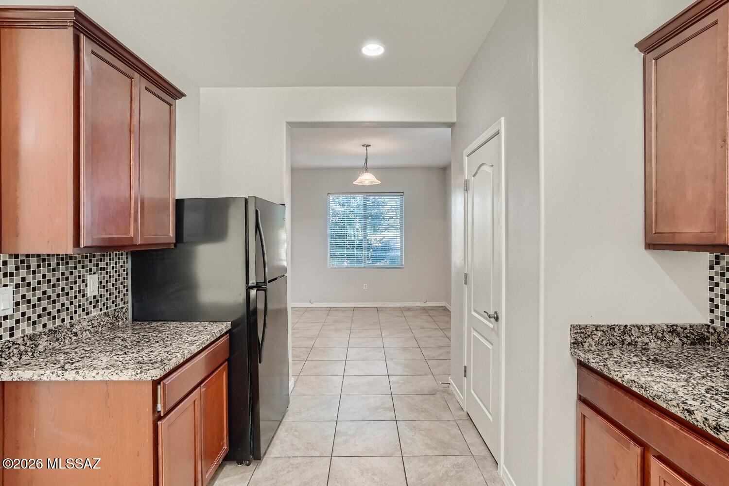 8253 West Razorbill Drive Tucson, AZ 85757 - Photo 8 of 10