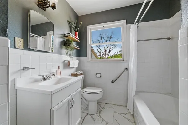 $199,900 | 1308 Rose Avenue, Cleburne, TX 76033