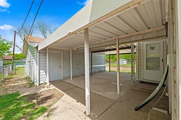 $199,900 | 1308 Rose Avenue, Cleburne, TX 76033