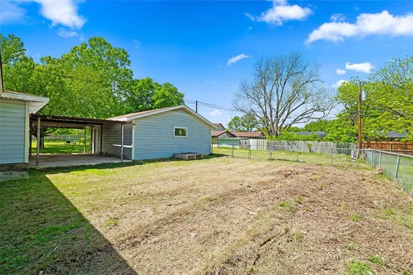 $199,900 | 1308 Rose Avenue, Cleburne, TX 76033