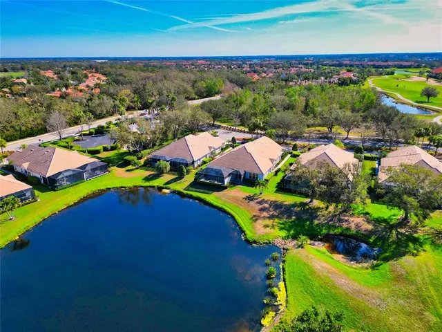 $475,000 | 8310 Tartan Fields Circle, Lakewood Ranch, FL 34202