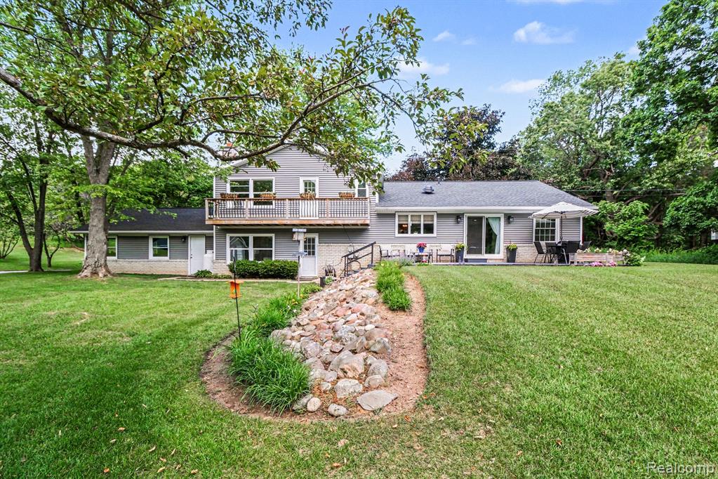9100 Pine Knob Road Clarkston, MI 48348 - Photo 41 of 54