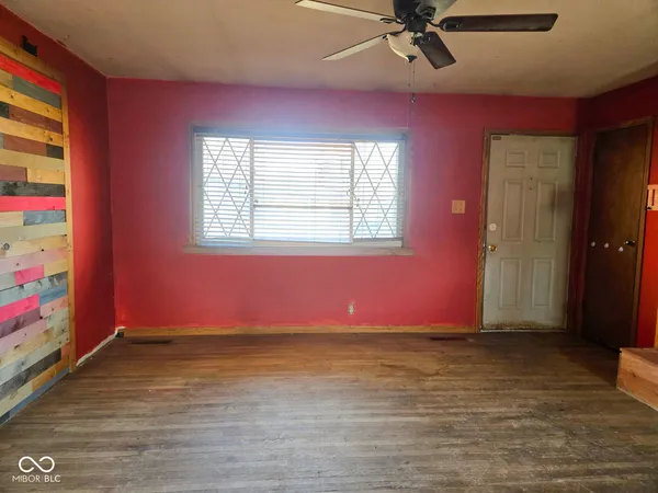 $99,500 | 2005 Blue Ridge Drive, Terre Haute, IN 47802