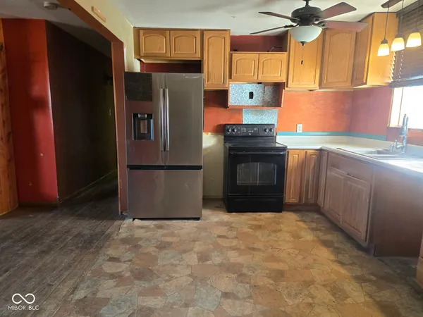 $99,500 | 2005 Blue Ridge Drive, Terre Haute, IN 47802