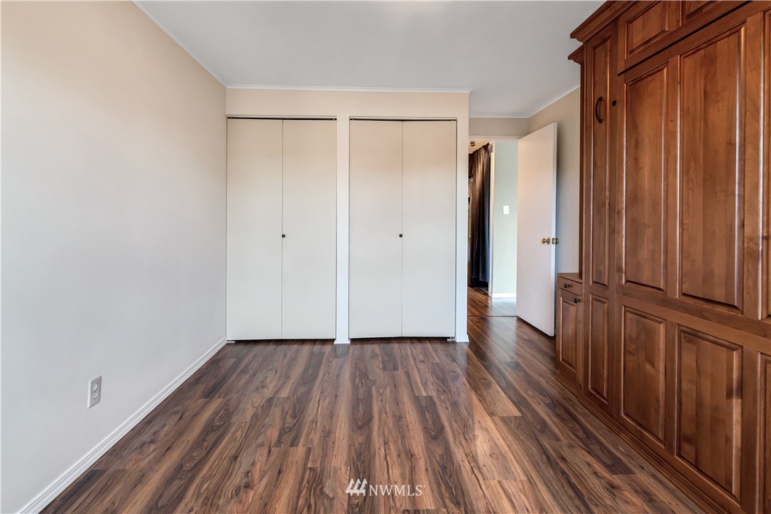 1300 University Street, Unit 2G Seattle, WA 98101 - Photo 11 of 16