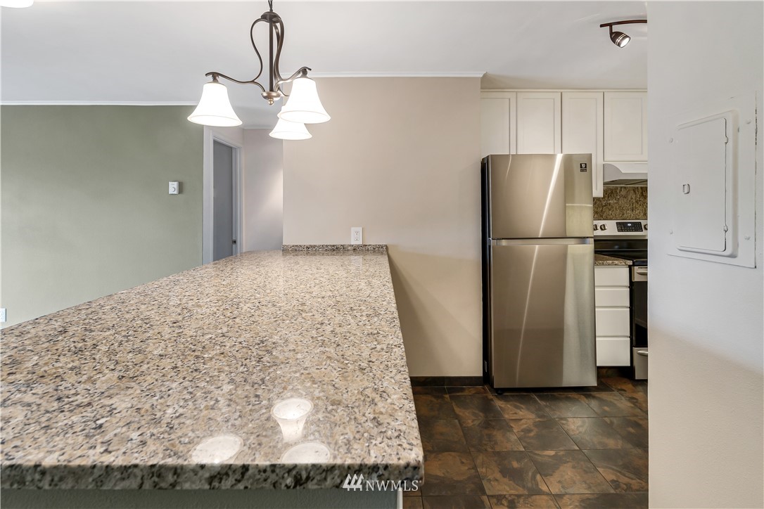 1300 University Street, Unit 2G Seattle, WA 98101 - Photo 7 of 16