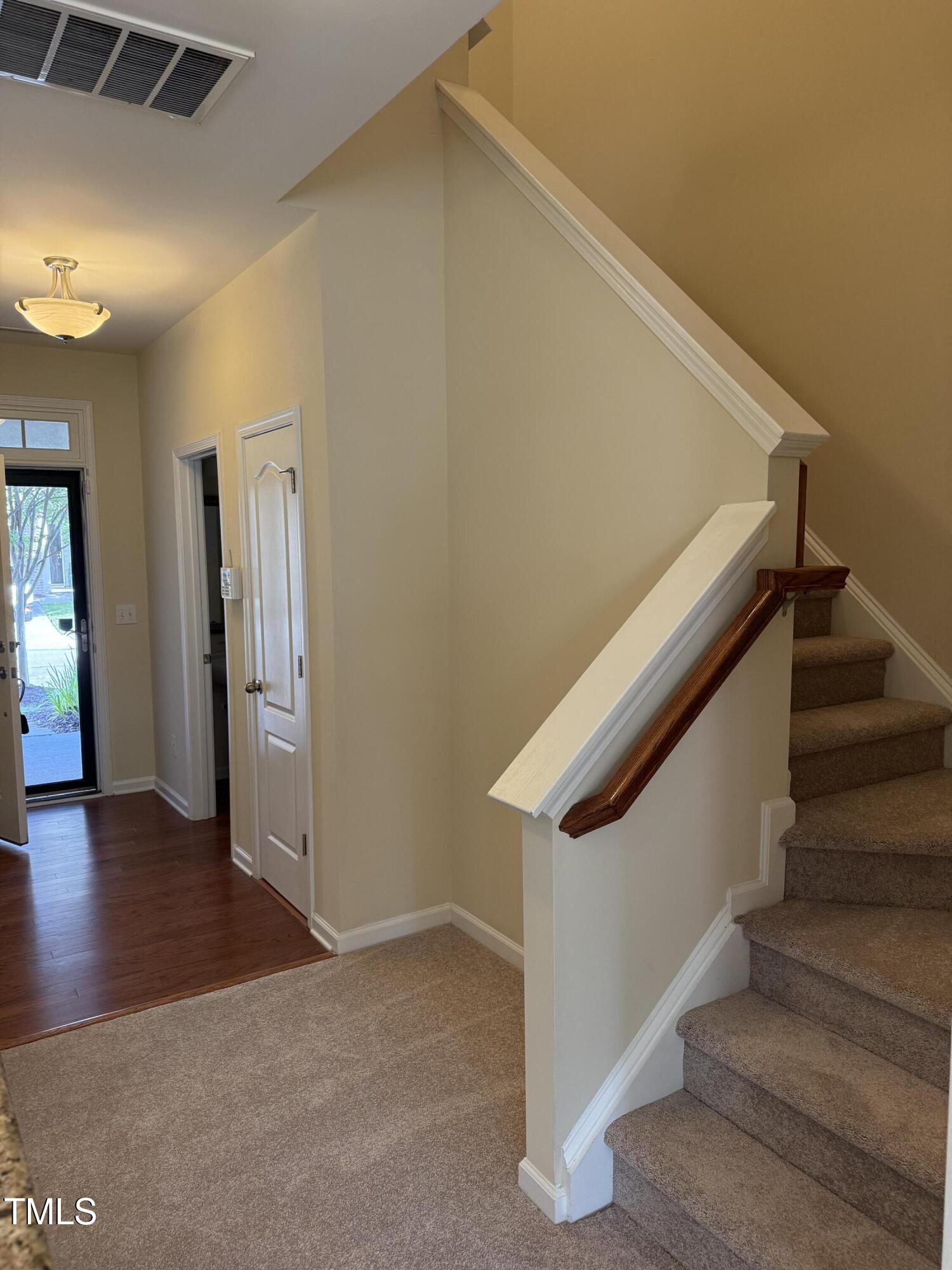 8254 Primanti Boulevard Raleigh, NC 27612 - Photo 20 of 39 IMG_3774