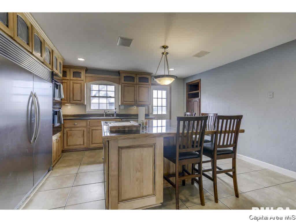 2570 Tozer Road Springfield, IL 62707 - Photo 9 of 36