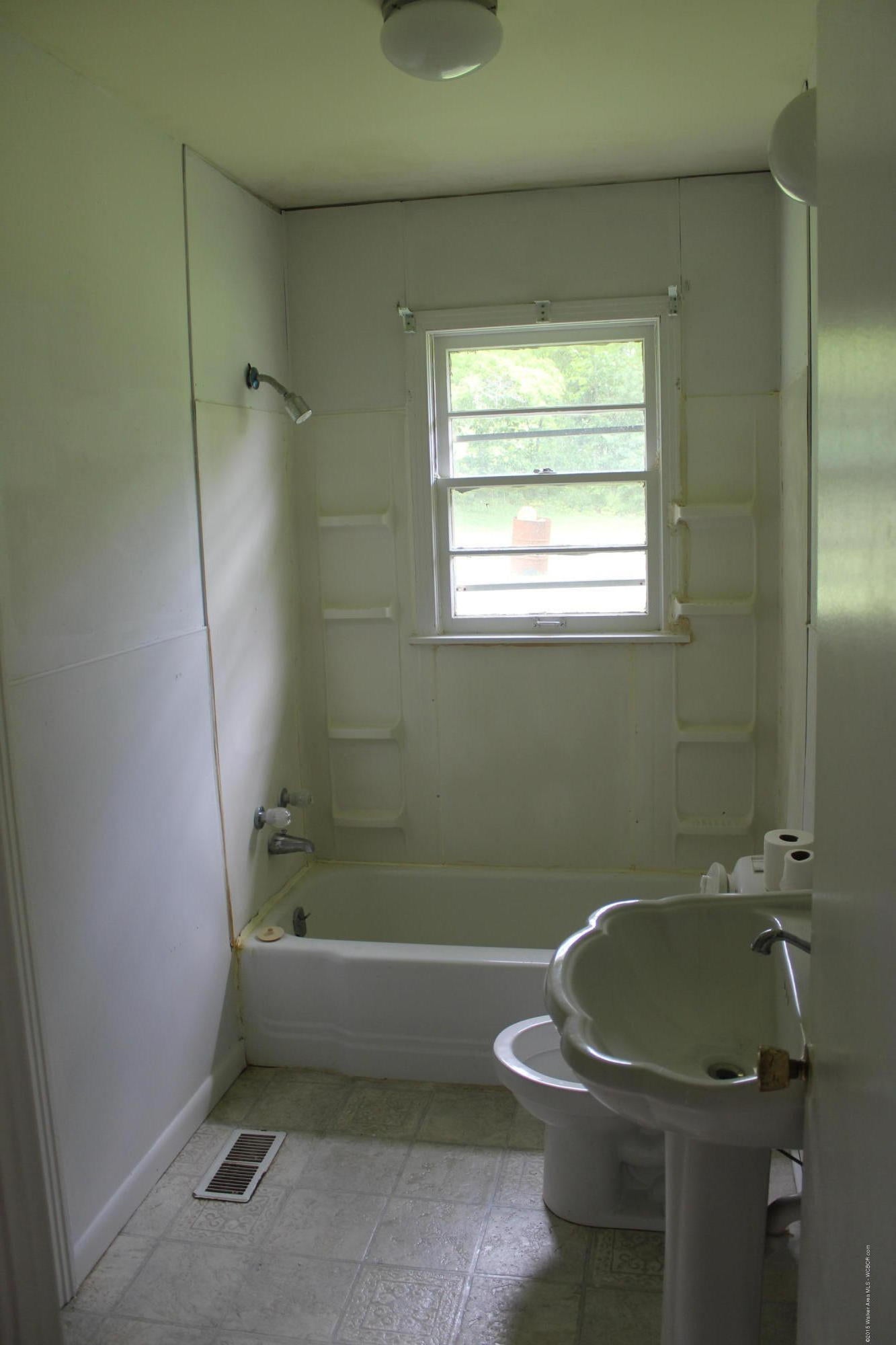 2021 Highland Road Winfield, AL 35594 - Photo 14 of 18 Gallery Image 14