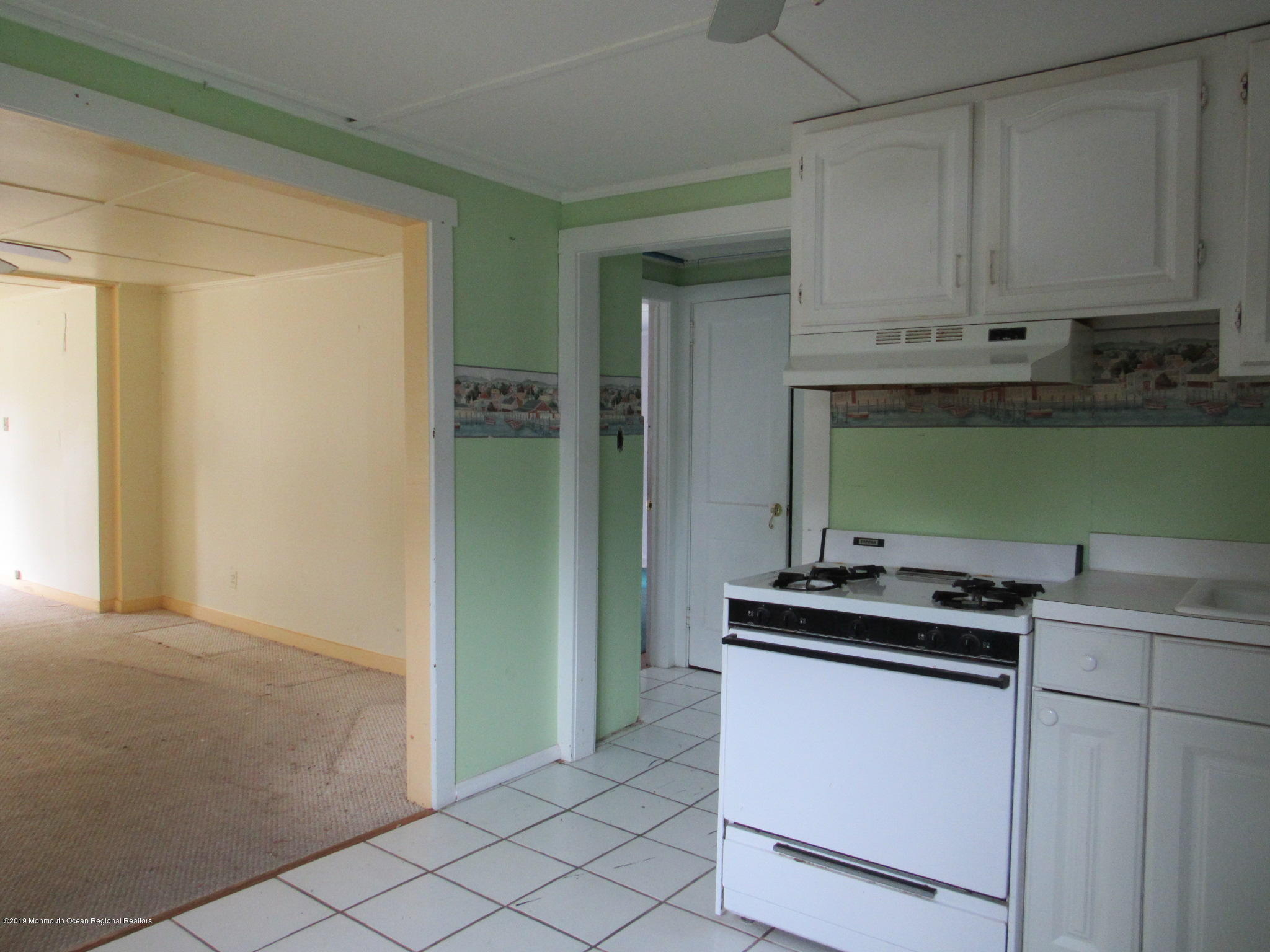 510 George Road Toms River, NJ 08753 - Photo 8 of 11 IMG_0806