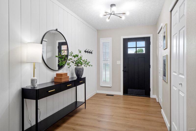 416 Mockingbird Lane Waterloo, IL 62298 - Photo 2 of 25 Gallery Image 2