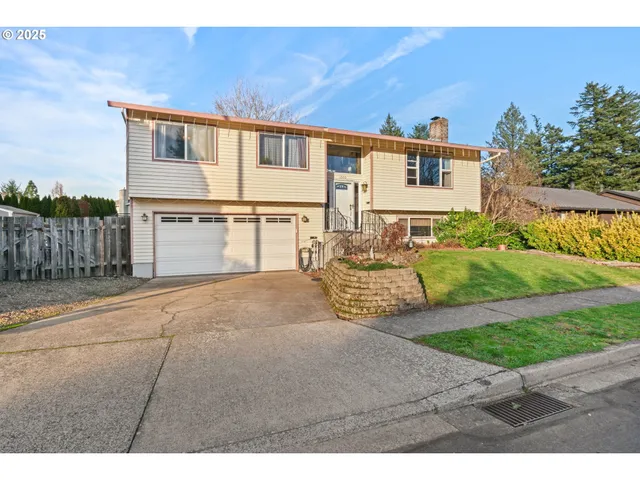 $489,000 | 1660 Southeast Lewellyn Avenue, Troutdale, OR 97060