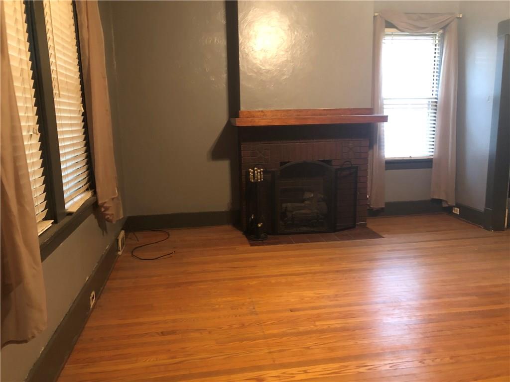 1224 Evergreen Road Pittsburgh, PA 15209 - Photo 6 of 20 Living room also has a gas fireplace.