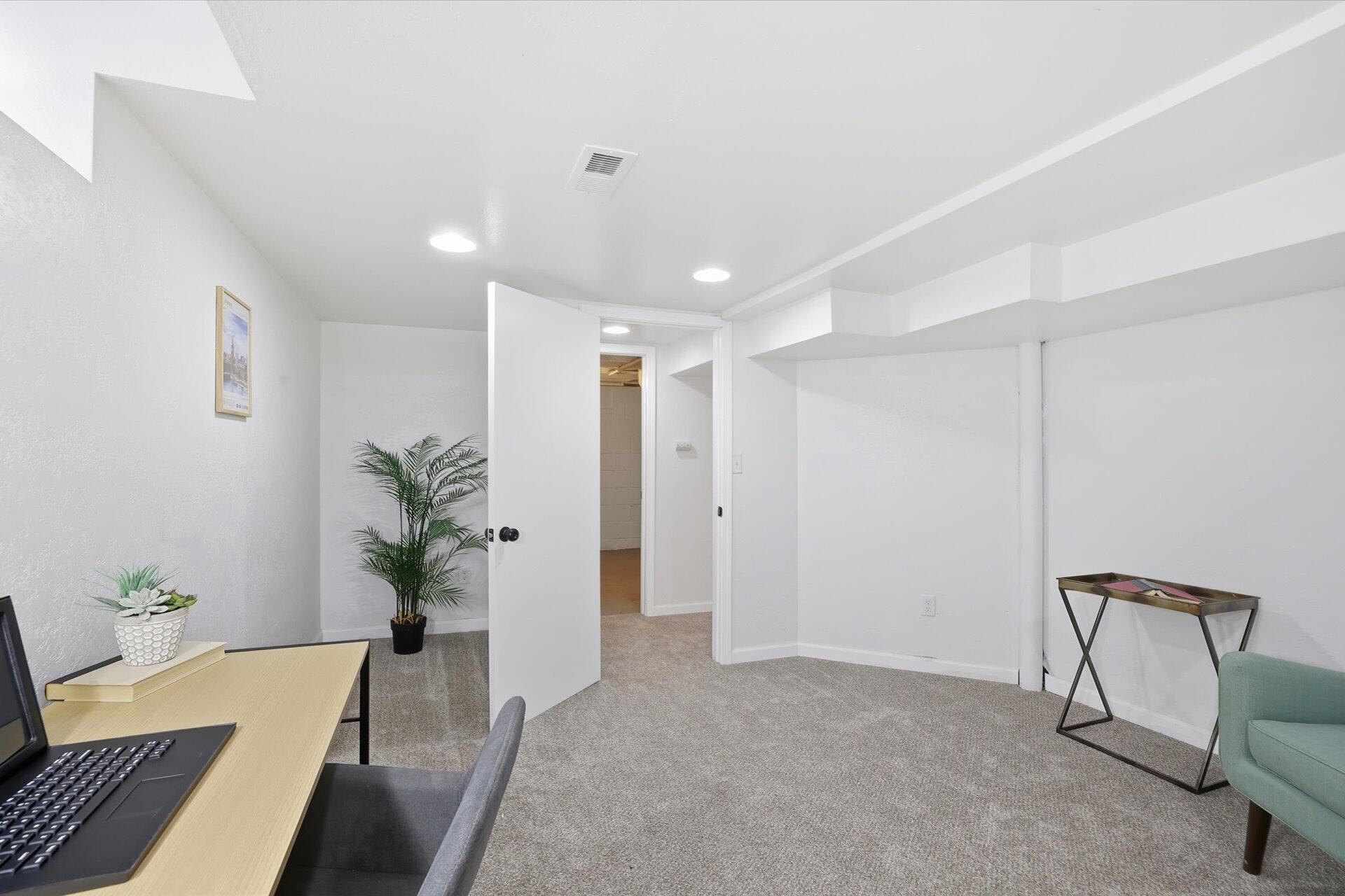 3236 North 60th Street Milwaukee, WI 53216 - Photo 20 of 26 Home Office, Gym, Bedroom