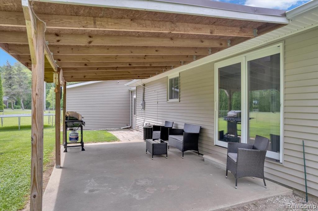 6516 Weyer Road Imlay City, MI 48444 - Photo 9 of 30 Gallery Image 9