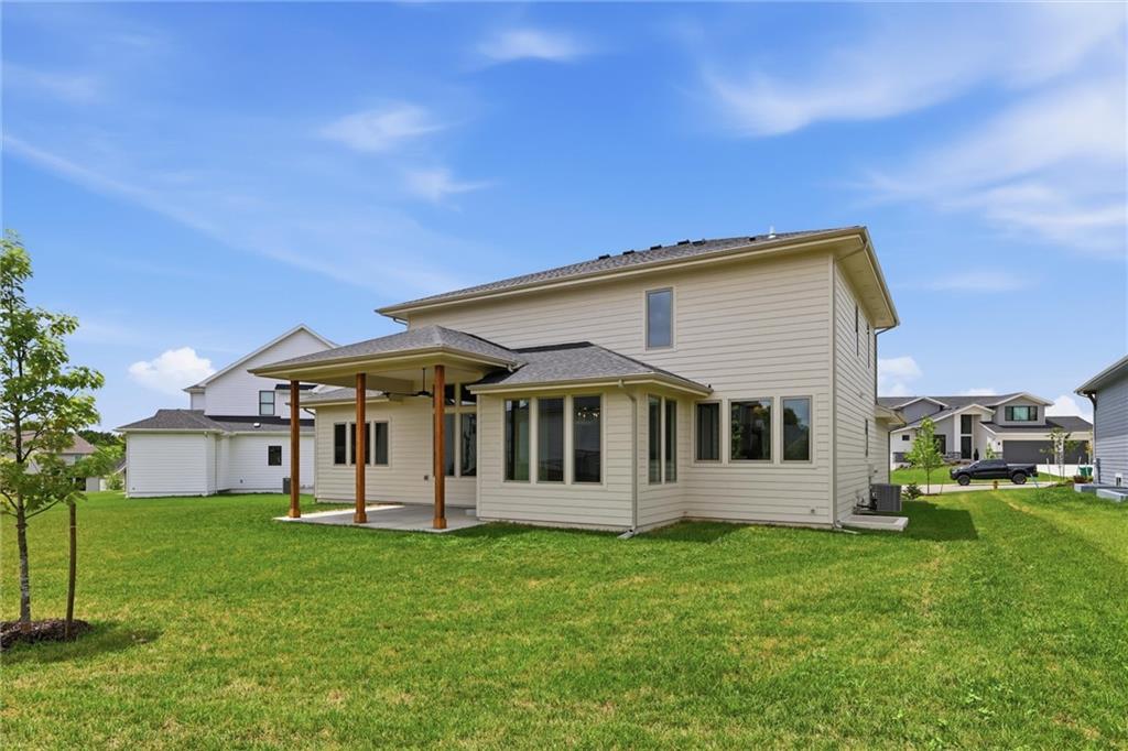 22017 West 99th Terrace Lenexa, KS 66220 - Photo 4 of 48