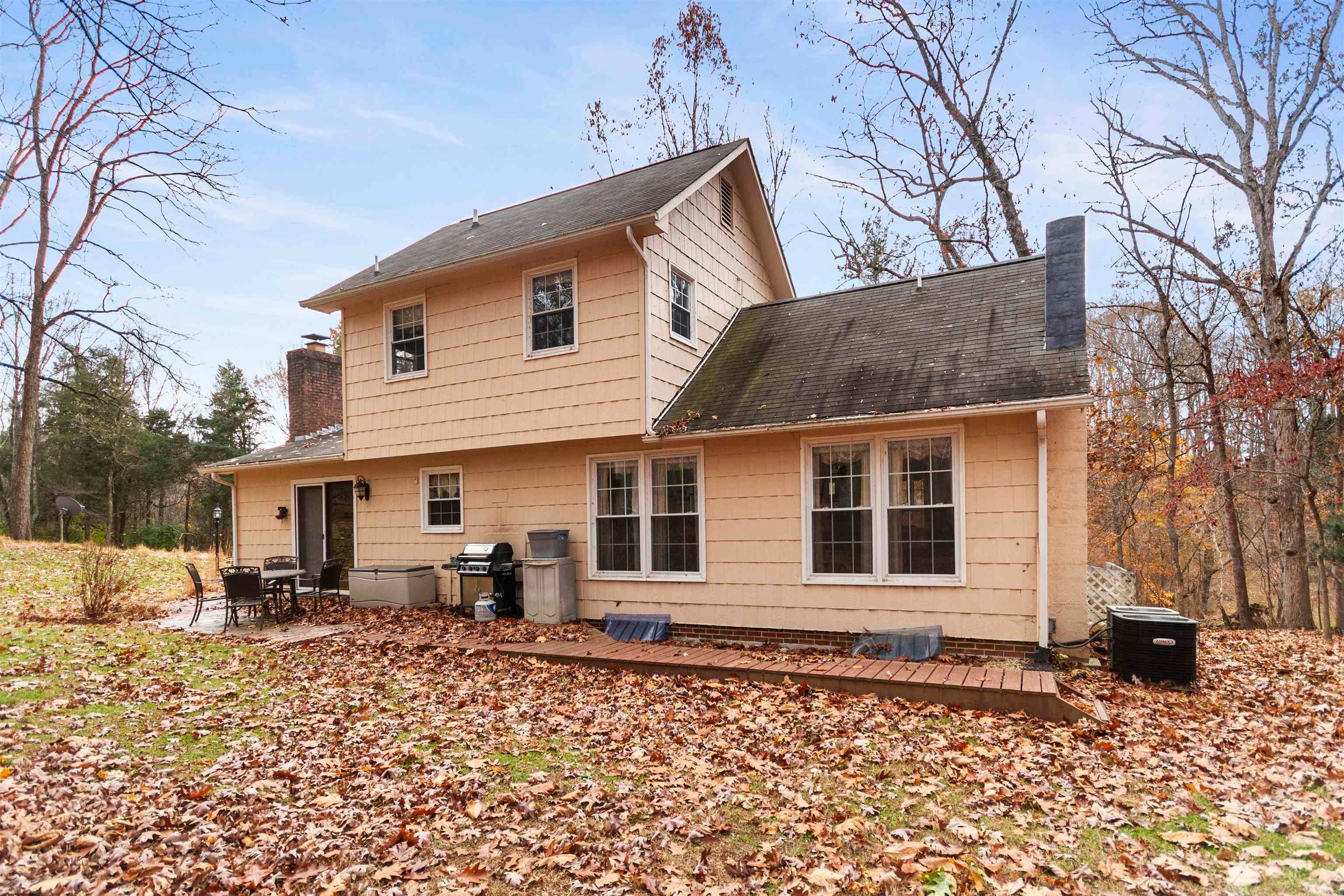 7388 River Bluff Road Radford, VA 24141 - Photo 26 of 34 Gallery Image 26