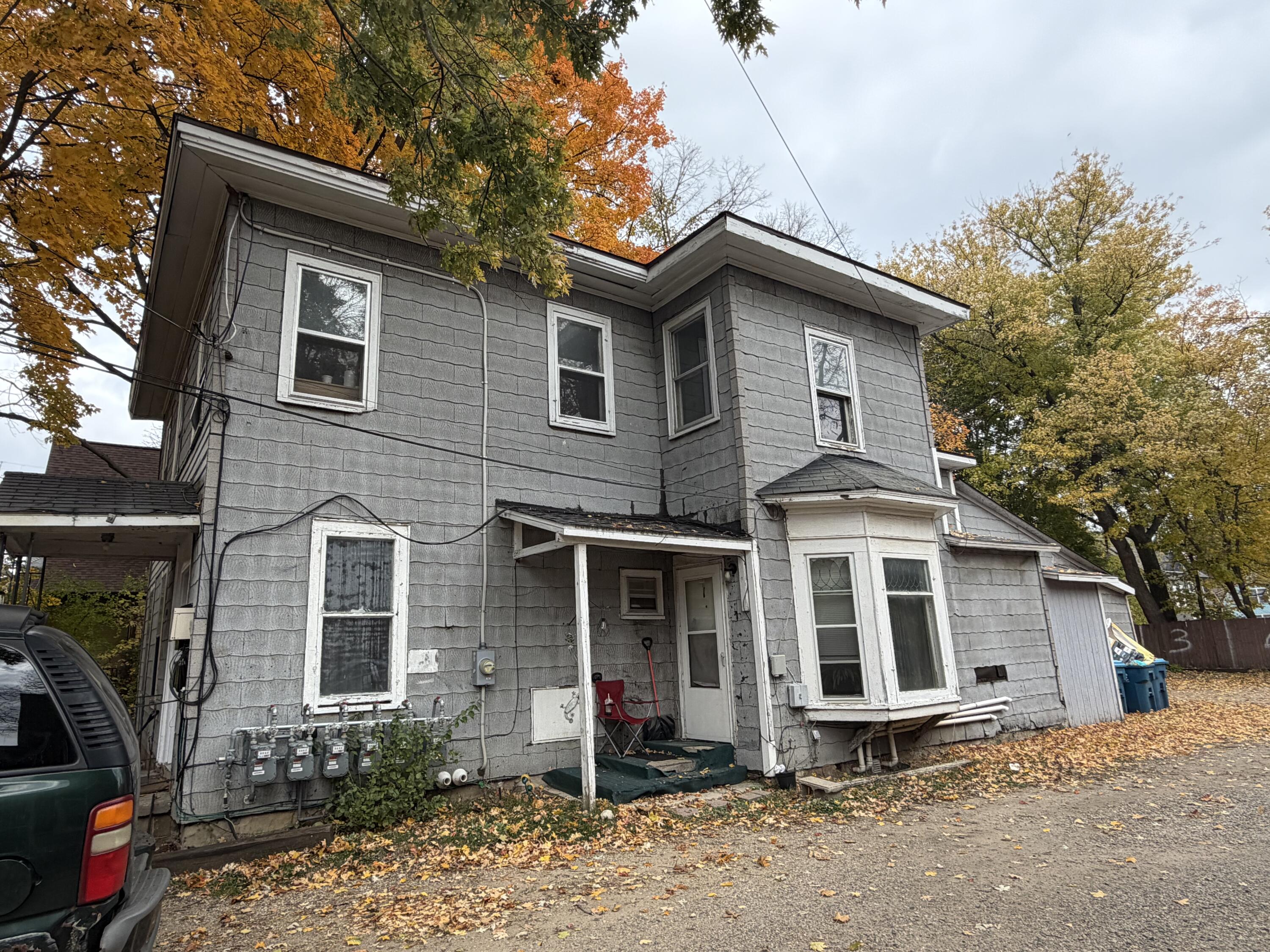 515 Locust Street Kalamazoo, MI 49007 - Photo 1 of 13 Exterior