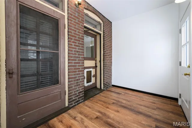 $270,000 | 4049 Humphrey Street, St. Louis, MO 63116