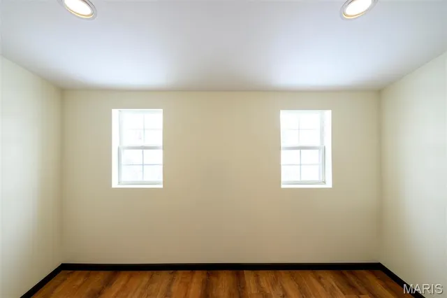 $270,000 | 4049 Humphrey Street, St. Louis, MO 63116