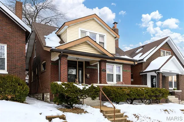 $270,000 | 4049 Humphrey Street, St. Louis, MO 63116