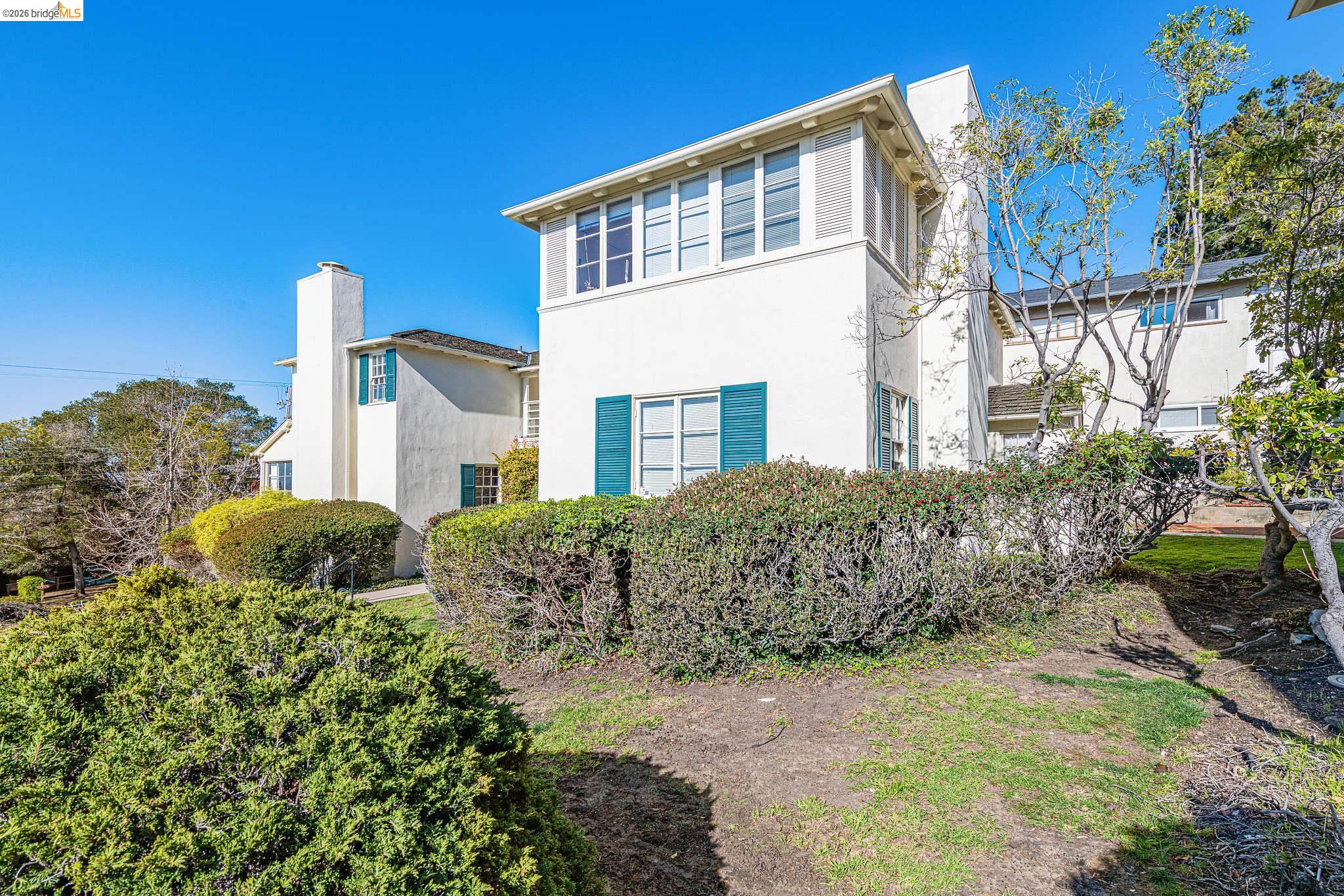 1739 Spruce Street Berkeley, CA 94709 - Photo 12 of 50